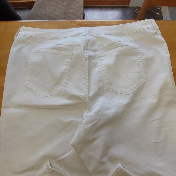 Old Navy Plus Size White Cotton Wow High Rise Skinny Jean Pants Size 26 - Picture 4 of 11